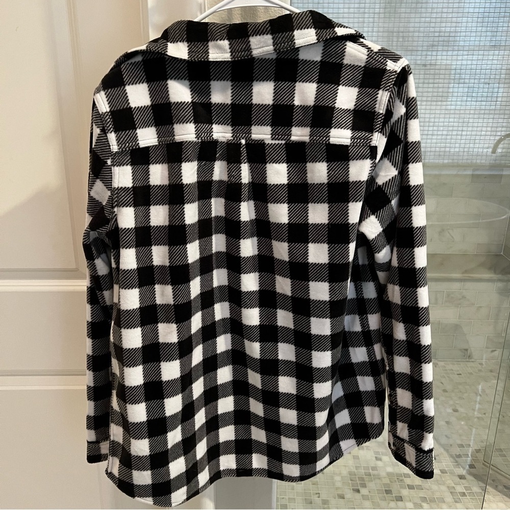 Black & White Warm Fleece Feel Shacket - Picture 4 of 4